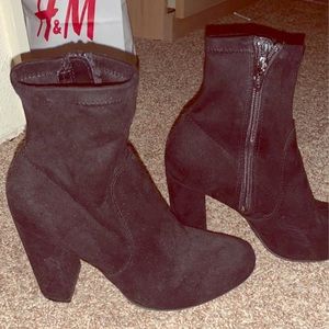 Suede platform ankle bootie